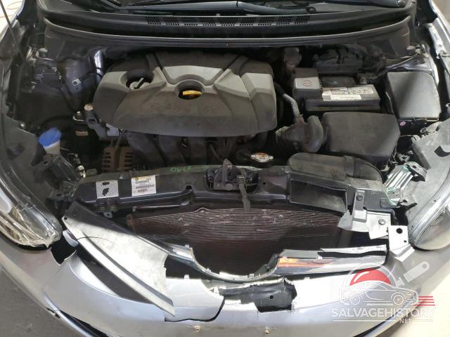KMHDH4AE1FU415983 2015 HYUNDAI ELANTRA photo no. 11
