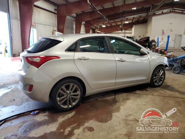 KMHD35LH7GU289223 2016 HYUNDAI ELANTRA photo no. 3