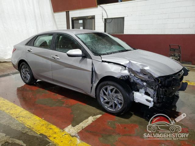 KMHLM4DG0RU652652 2024 HYUNDAI ELANTRA photo no. 4