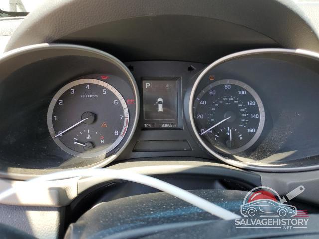 5XYZTDLB7JG560564 2018 HYUNDAI SANTA FE photo no. 9