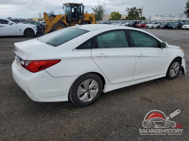 5NPEB4AC2EH814581 2014 HYUNDAI SONATA photo no. 3