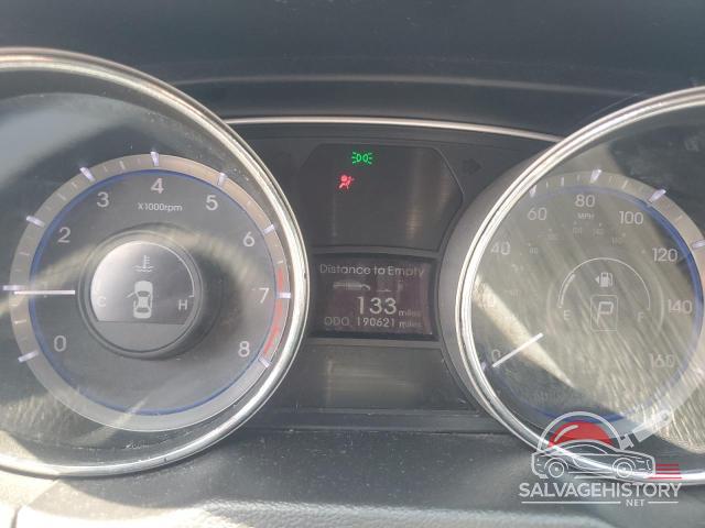5NPEB4AC2EH885070 2014 HYUNDAI SONATA photo no. 9