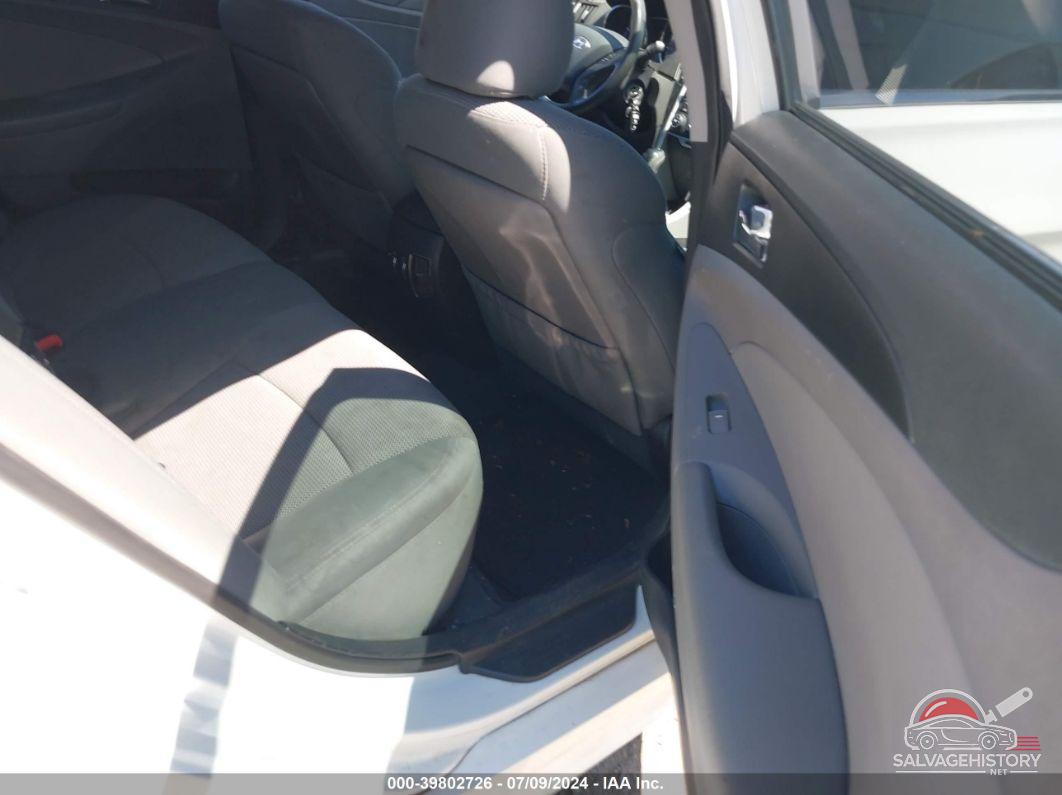 5NPEB4AC3EH835911 2014 HYUNDAI SONATA photo no. 8
