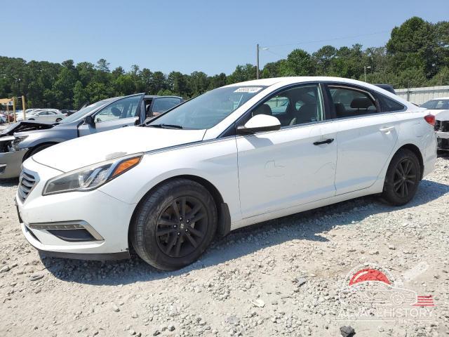5NPE24AF8FH183170 2015 HYUNDAI SONATA photo no. 2