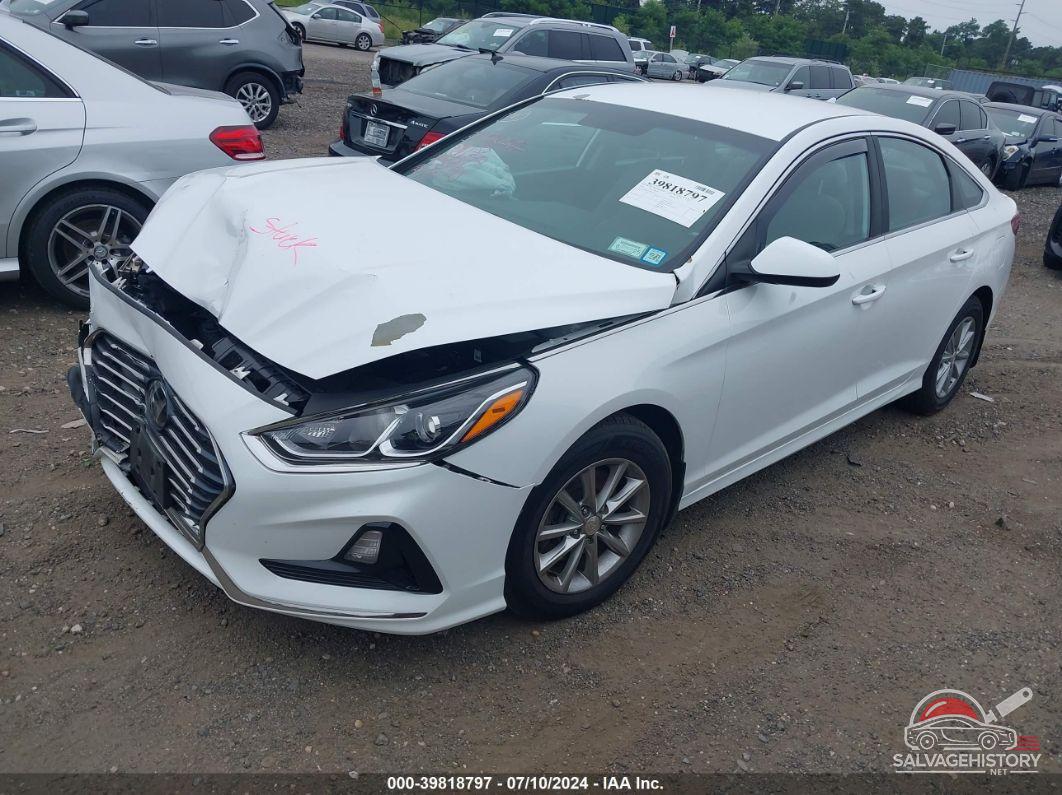 5NPE24AF4JH632241 2018 HYUNDAI SONATA photo no. 2