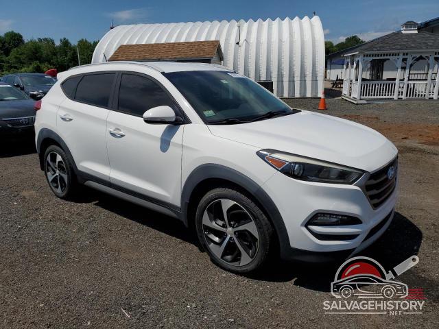 KM8J33A2XHU322626 2017 HYUNDAI TUCSON photo no. 4