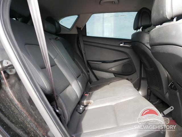 KM8J33A46HU476672 2017 HYUNDAI TUCSON photo no. 11