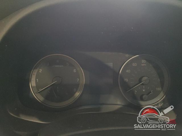 KM8J3CA2XJU689015 2018 HYUNDAI TUCSON photo no. 9