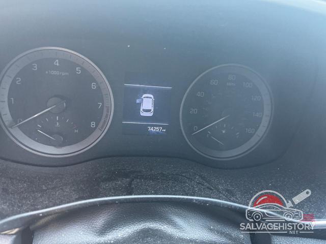 KM8J23A42KU957285 2019 HYUNDAI TUCSON photo no. 8