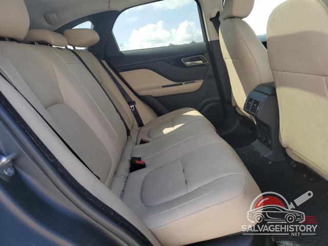 SADCJ2FX5JA254880 2018 JAGUAR F-PACE photo no. 11