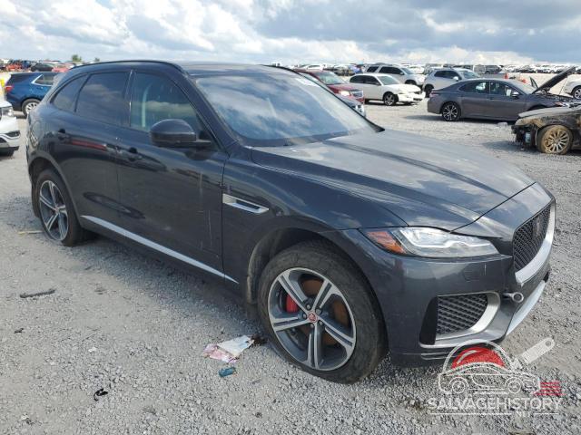 SADCM2FV9JA285555 2018 JAGUAR F-PACE photo no. 4