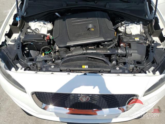 SADCJ2FN9KA391191 2019 JAGUAR F-PACE photo no. 12