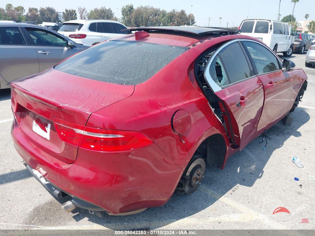 SAJAD4FX5JCP36390 2018 JAGUAR XE photo no. 4