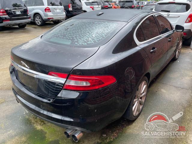 SAJWA0GB3BLR89932 2011 JAGUAR XF photo no. 4