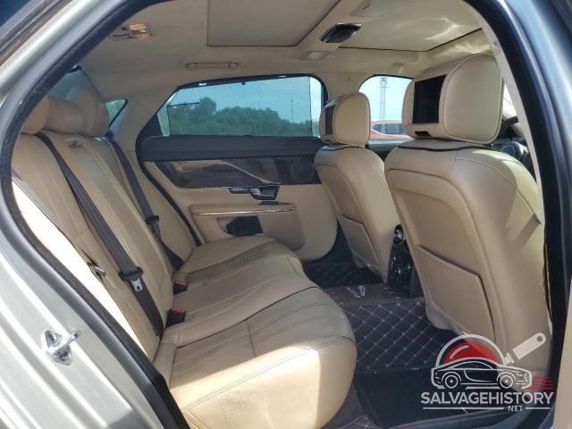 SAJWA2GB0CLV34176 2012 JAGUAR XJ photo no. 10
