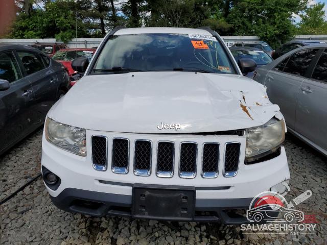 1J4NF5FBXBD275326 2011 JEEP COMPASS photo no. 5