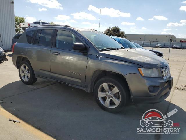 1J4NT1FB8BD245243 2011 JEEP COMPASS photo no. 4