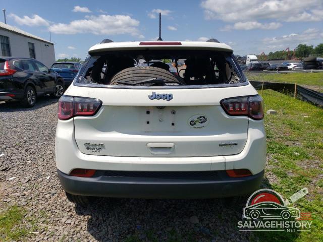 3C4NJDBB6HT651639 2017 JEEP COMPASS photo no. 6