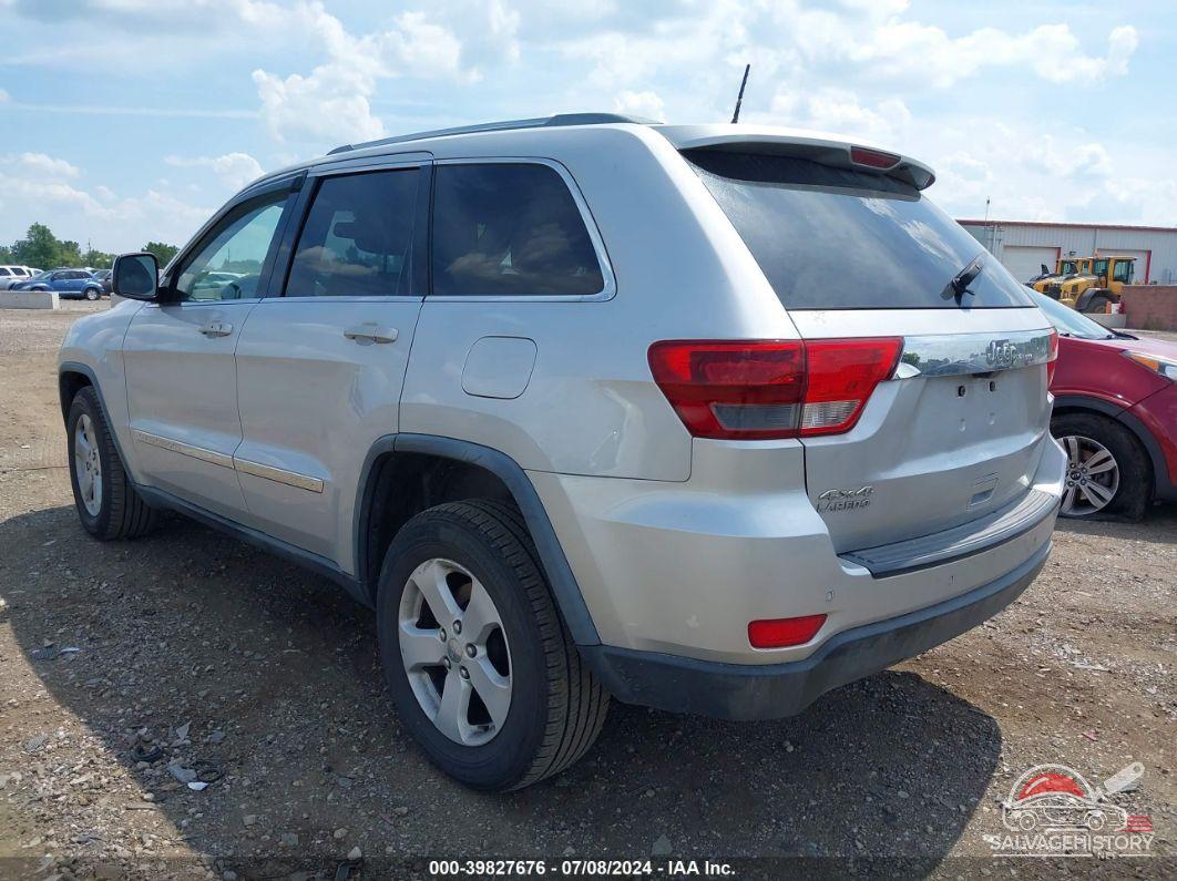 1C4RJFAG9CC132745 2012 JEEP GRAND CHEROKEE photo no. 3