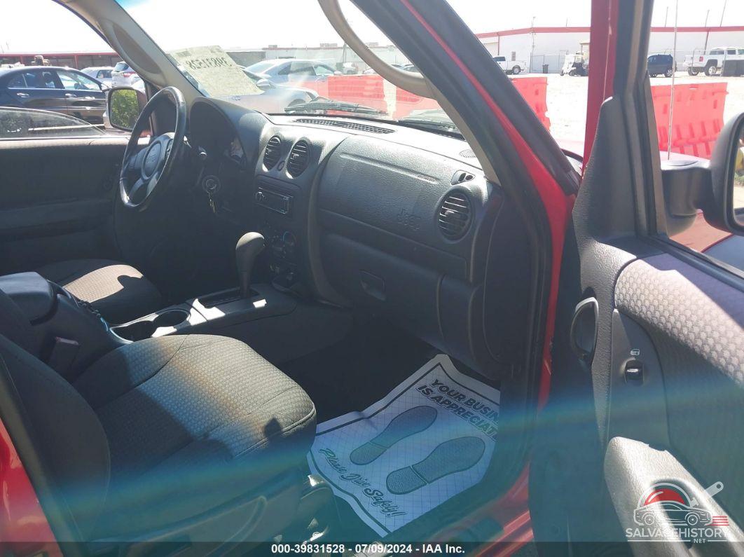 1J4GK48K12W139585 2002 JEEP LIBERTY photo no. 5