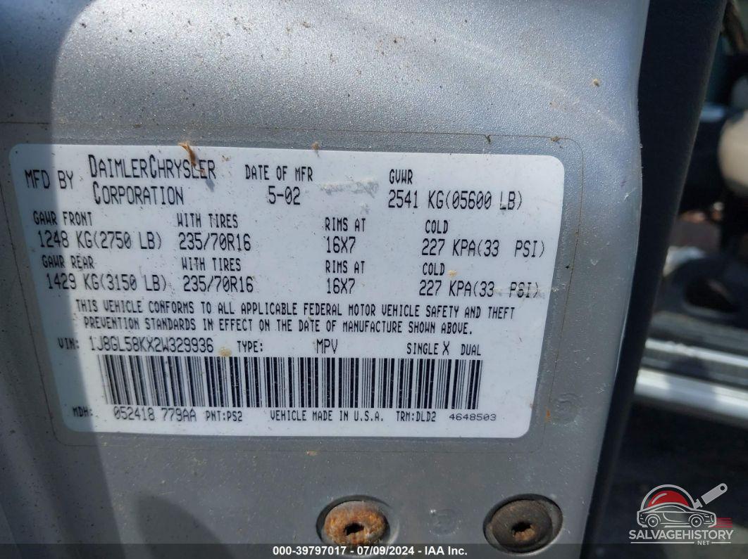 1J8GL58KX2W329936 2002 JEEP LIBERTY photo no. 9