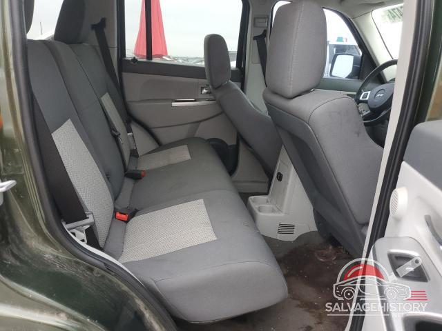 1J8GN58K38W197640 2008 JEEP LIBERTY photo no. 10