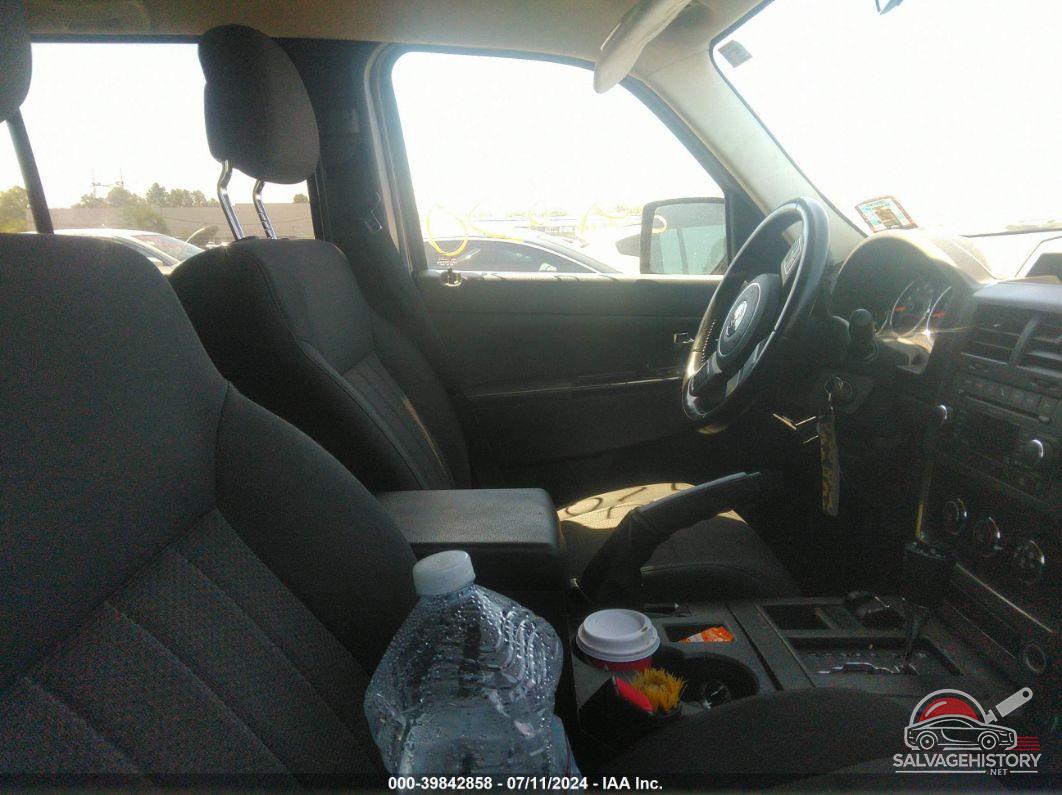 1J4PN2GK6BW577936 2011 JEEP LIBERTY photo no. 5