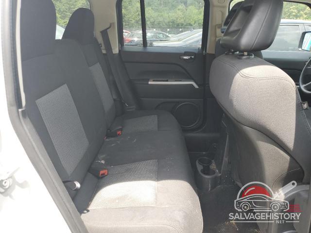 1J8FT28048D705429 2008 JEEP PATRIOT photo no. 11
