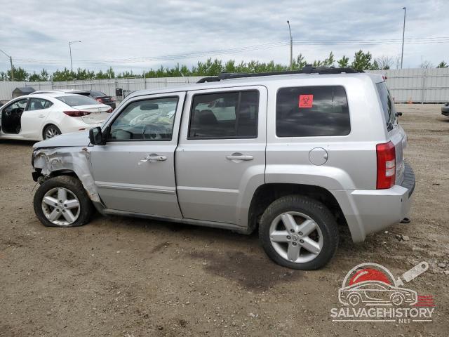 1J4NF2GBXAD656895 2010 JEEP PATRIOT photo no. 2