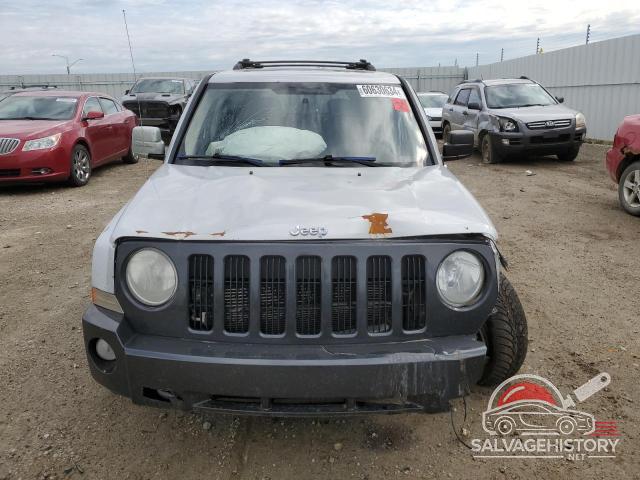 1J4NF2GBXAD656895 2010 JEEP PATRIOT photo no. 5
