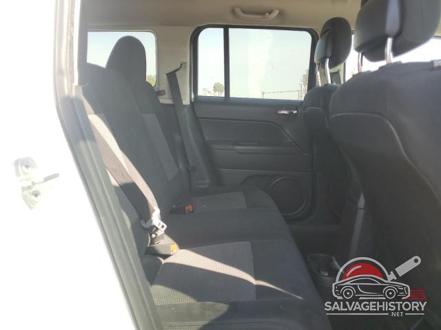 1C4NJPBBXED660489 2014 JEEP PATRIOT photo no. 10