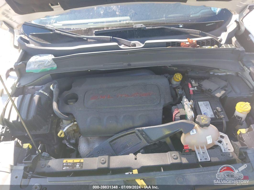 ZACCJBBB8HPE96580 2017 JEEP RENEGADE photo no. 10