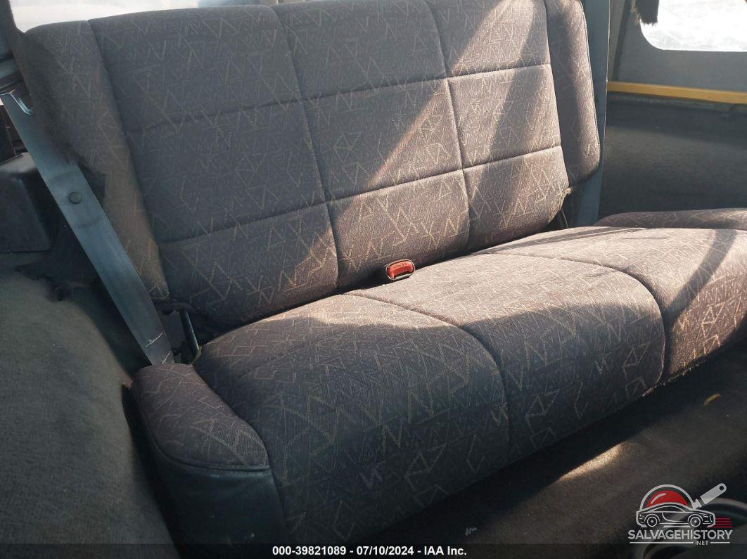 1J4FA39S22P726038 2002 JEEP WRANGLER photo no. 8