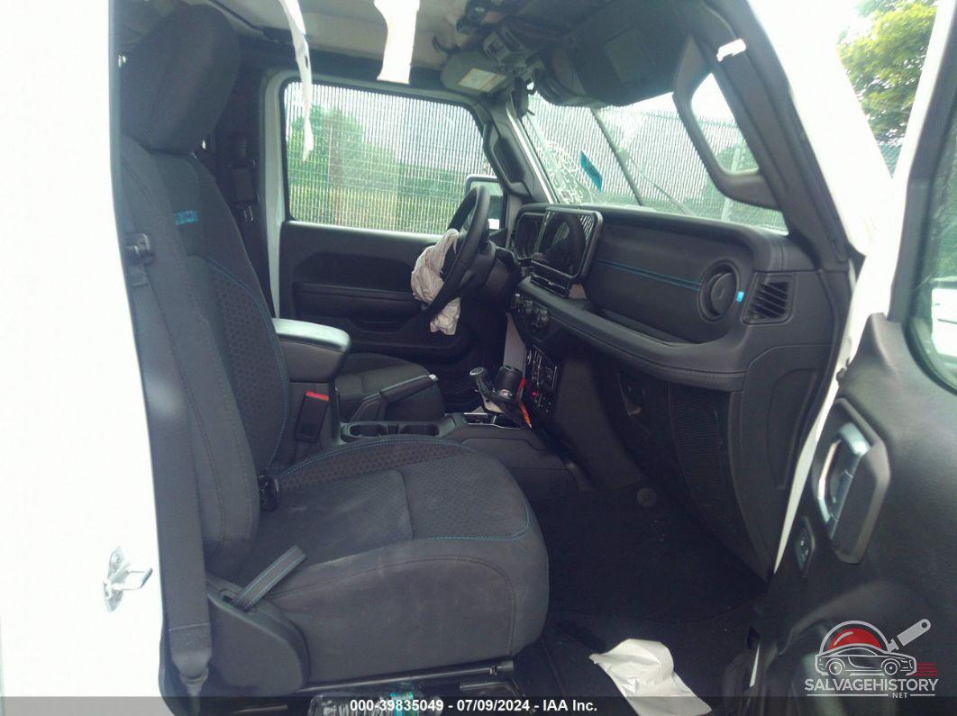 1C4RJXR68RW241139 2024 JEEP WRANGLER 4XE photo no. 5