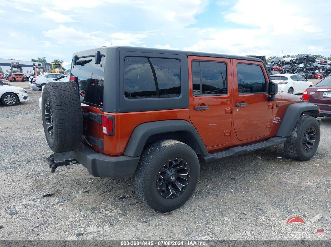 1C4BJWDG4EL259581 2014 JEEP WRANGLER UNLIMITED photo no. 4