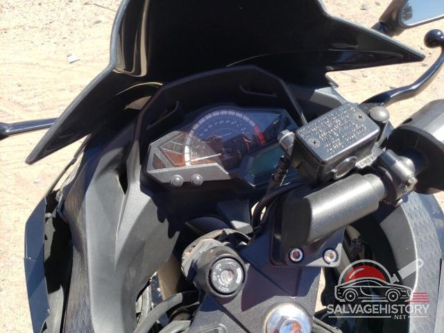 JKAEX8B1XHDA37354 2017 KAWASAKI EX300 B photo no. 7