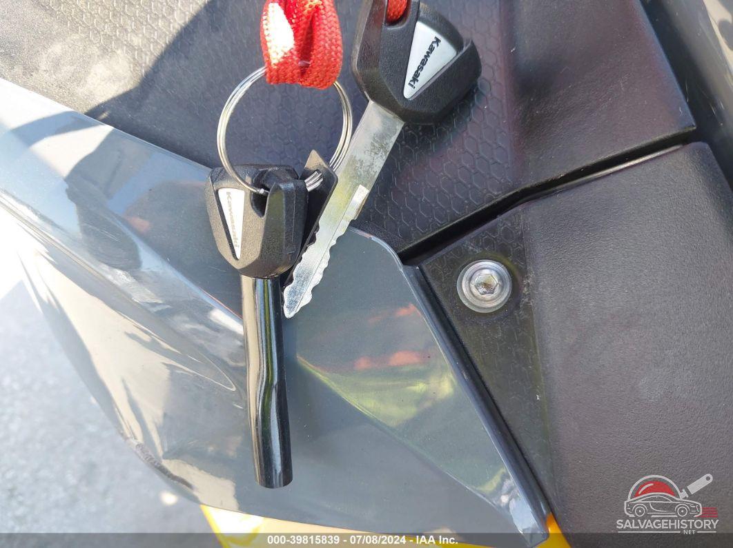 JKAEXKG14JDA09447 2018 KAWASAKI EX400 photo no. 11