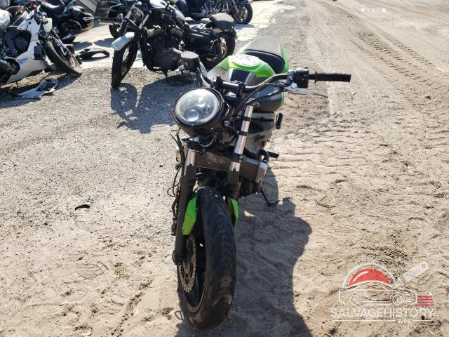 JKAEXEE14CDA02103 2012 KAWASAKI EX650 EC photo no. 2