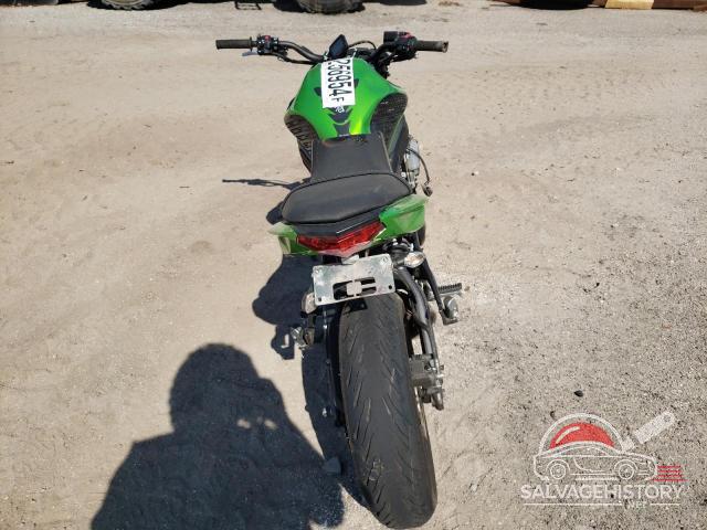 JKAEXEE14CDA02103 2012 KAWASAKI EX650 EC photo no. 4