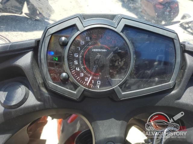 JKAEXEJ13HDA01392 2017 KAWASAKI EX650 J photo no. 7