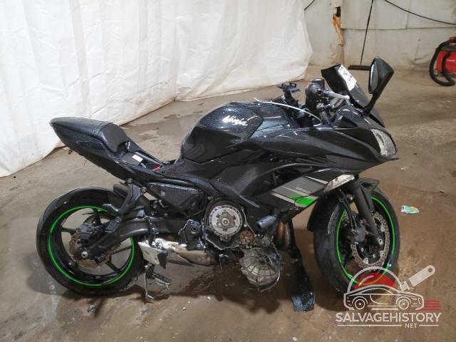 JKAEXEJ14KDA04163 2019 KAWASAKI EX650 J photo no. 2