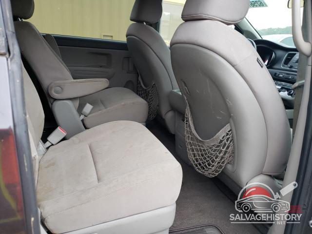 KNDMB5C16F6021163 2015 KIA All Models photo no. 11