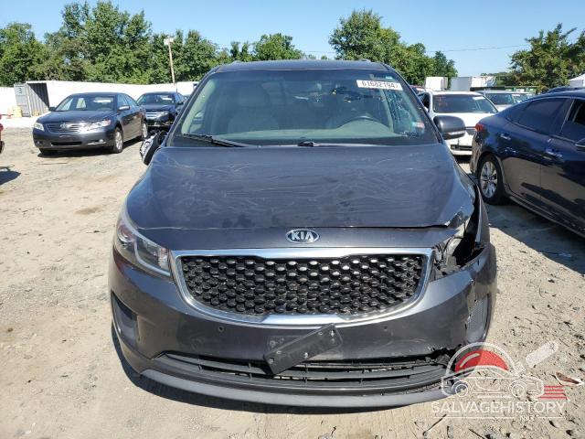 KNDMB5C13J6385968 2018 KIA All Models photo no. 5