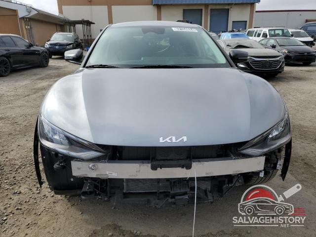 KNDC34LA4P5602252 2023 KIA EV6 LIGHT photo no. 5