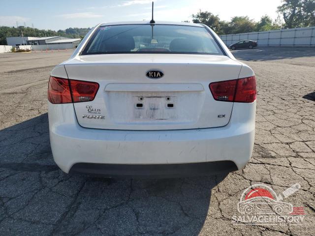 KNAFU4A25D5727016 2013 KIA FORTE photo no. 6