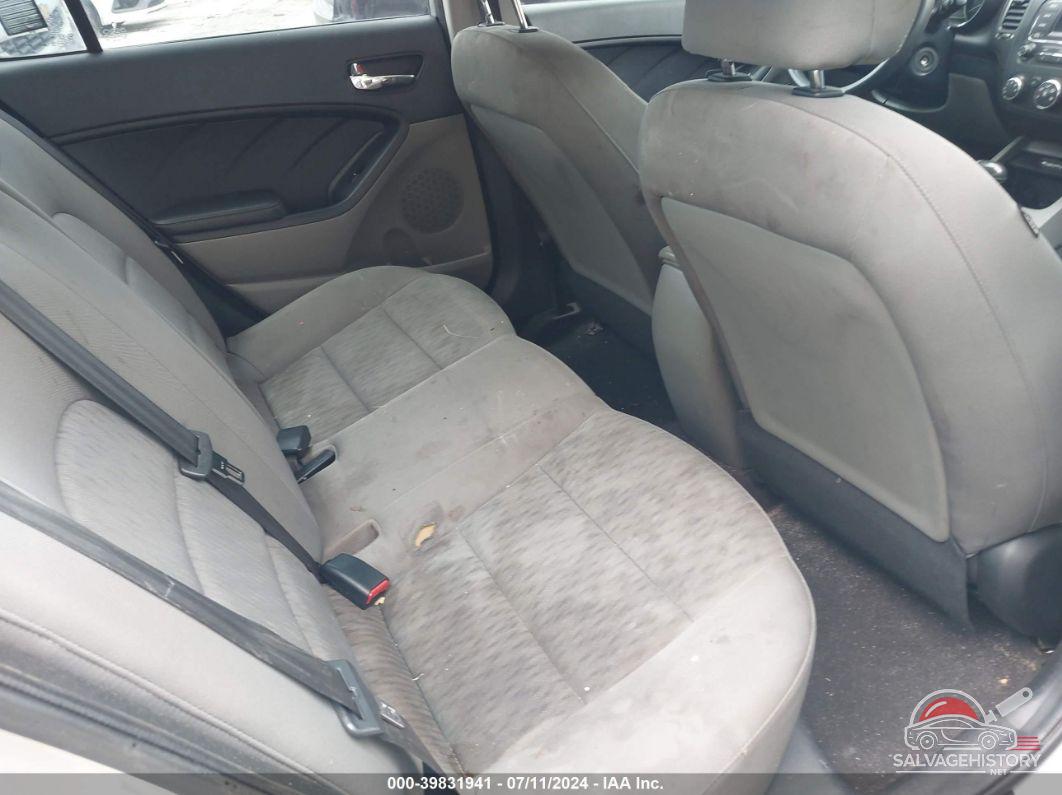 KNAFK4A66F5329440 2015 KIA FORTE photo no. 8