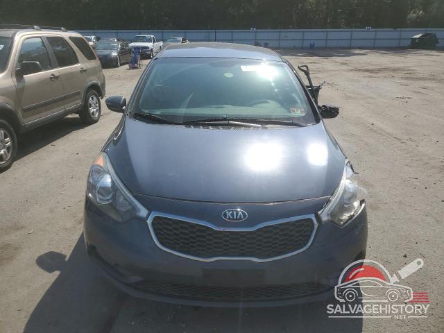 KNAFX5A82F5310179 2015 KIA FORTE photo no. 5