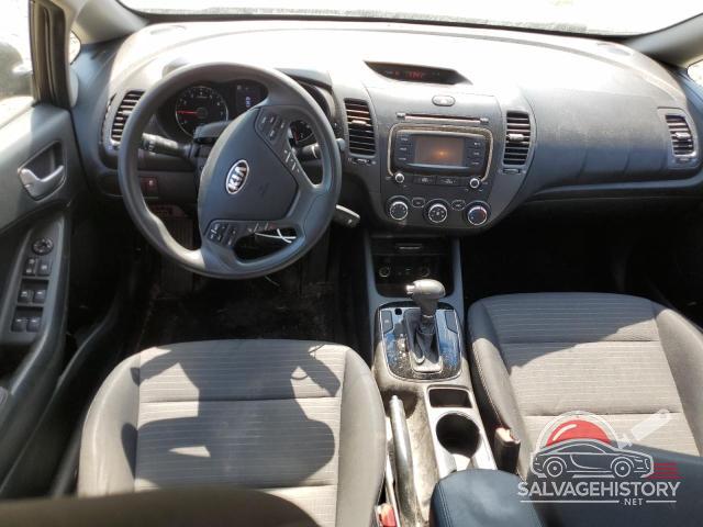 3KPFL4A79HE144086 2017 KIA FORTE photo no. 8
