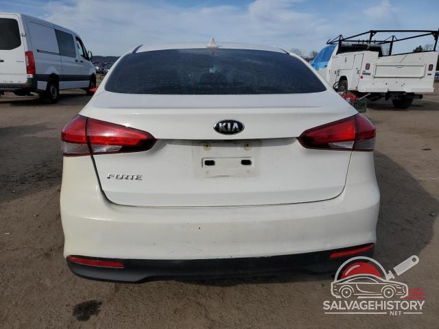 3KPFK4A70JE280955 2018 KIA FORTE photo no. 6