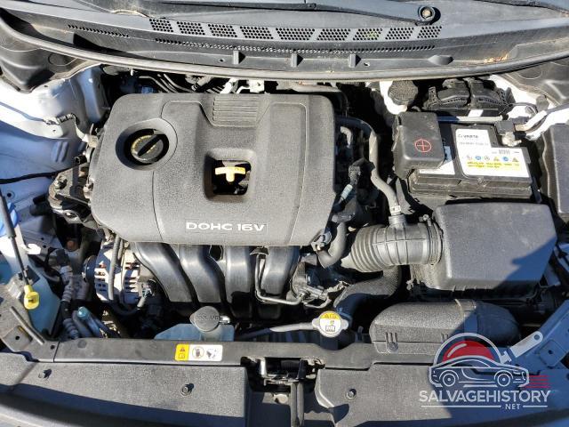 3KPFL4A77JE245178 2018 KIA FORTE photo no. 11